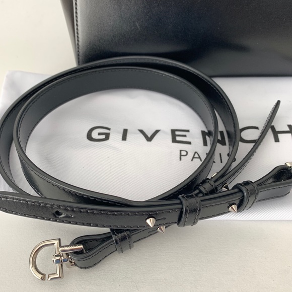 SOLD ON IG - payment plan Givenchy Mini Antigona - Picture 6 of 11